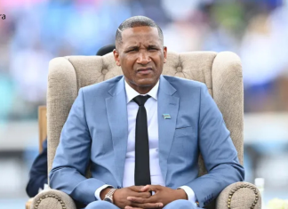 Botswana: Le président promet de régulariser les “sans papiers” zimbabwéens