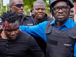 Ouganda: La police moleste les supporters d’un opposant