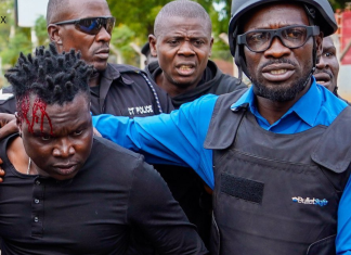 Ouganda: La police moleste les supporters d’un opposant